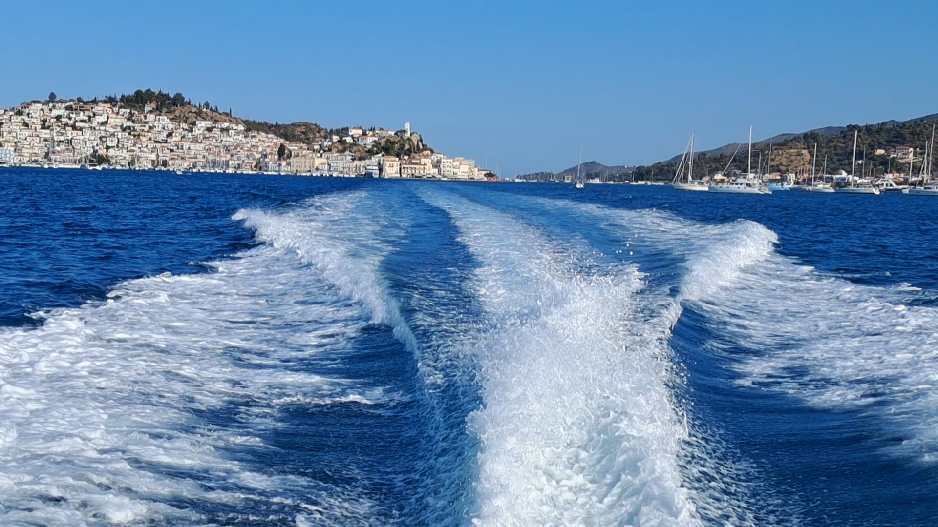 leaving Poros
#elaineyacht
#yachtgreece
#greekislands
#privateyacht
#sailinggreece