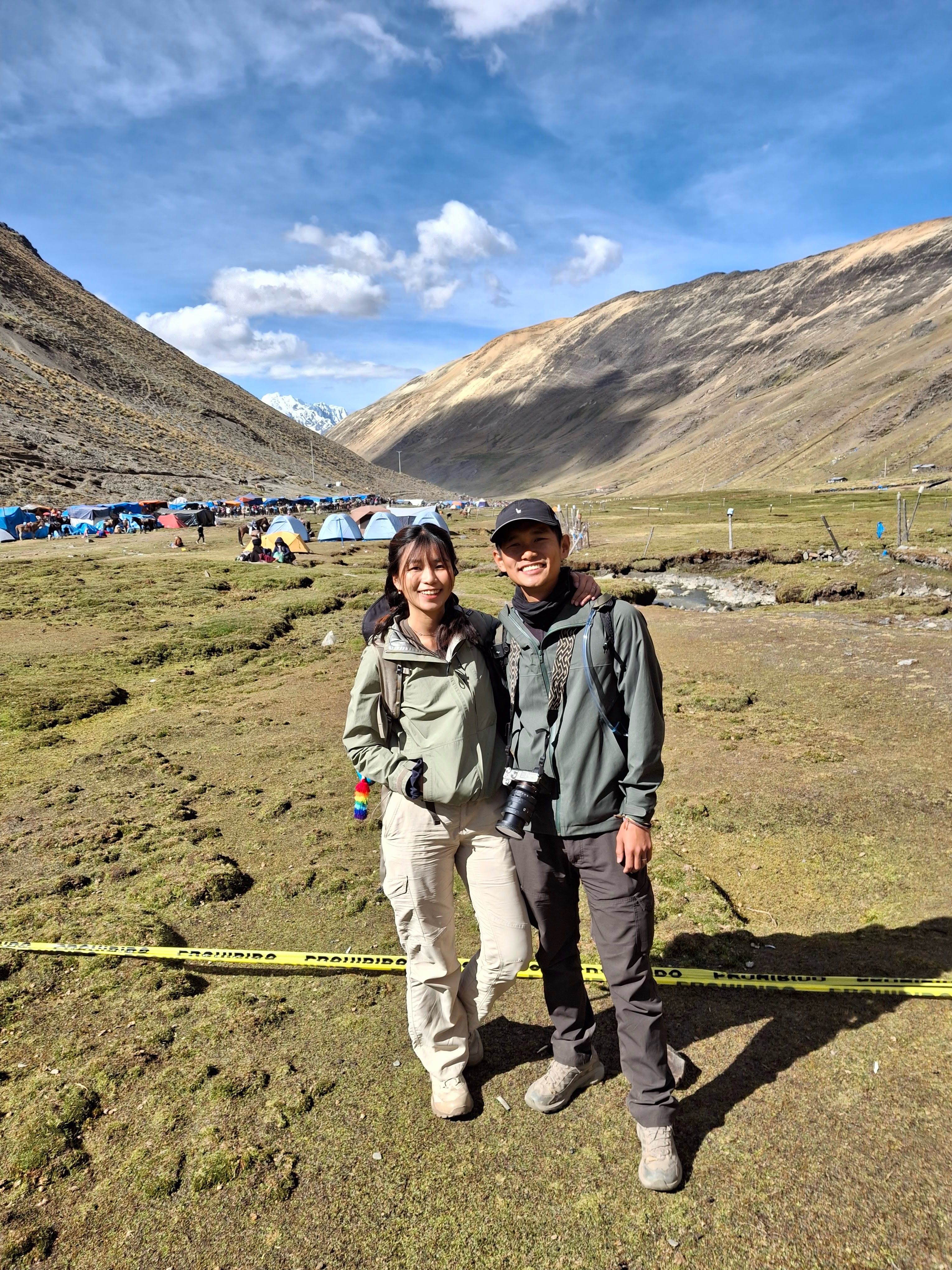 A few more moments from Qoyllur Rit’i, one of Peru’s most fascinating cultural and spiritual gatherings. 🇵🇪
Thanks to @ys.wander and our guide Marco for the amazing photos 🤩
#apusperu #peruwonders #discoversouthamerica