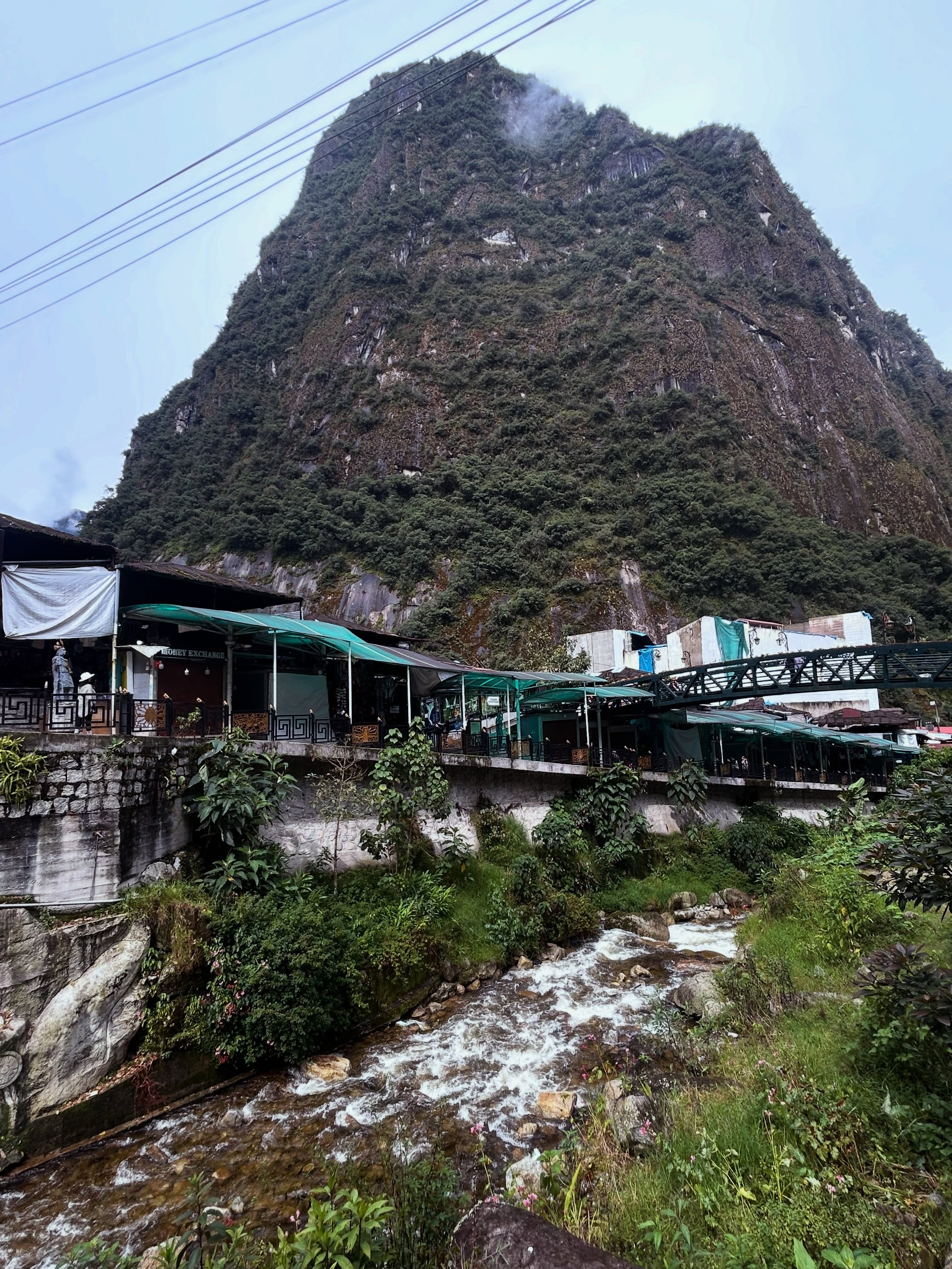Tucked away in the Urubamba Valley, Aguas Calientes is the perfect place to unwind before or after exploring Machu Picchu. ✨
Leave us a message if you want to plan your trip to Machu Picchu!
#machupicchu #visitperu #apusperu
